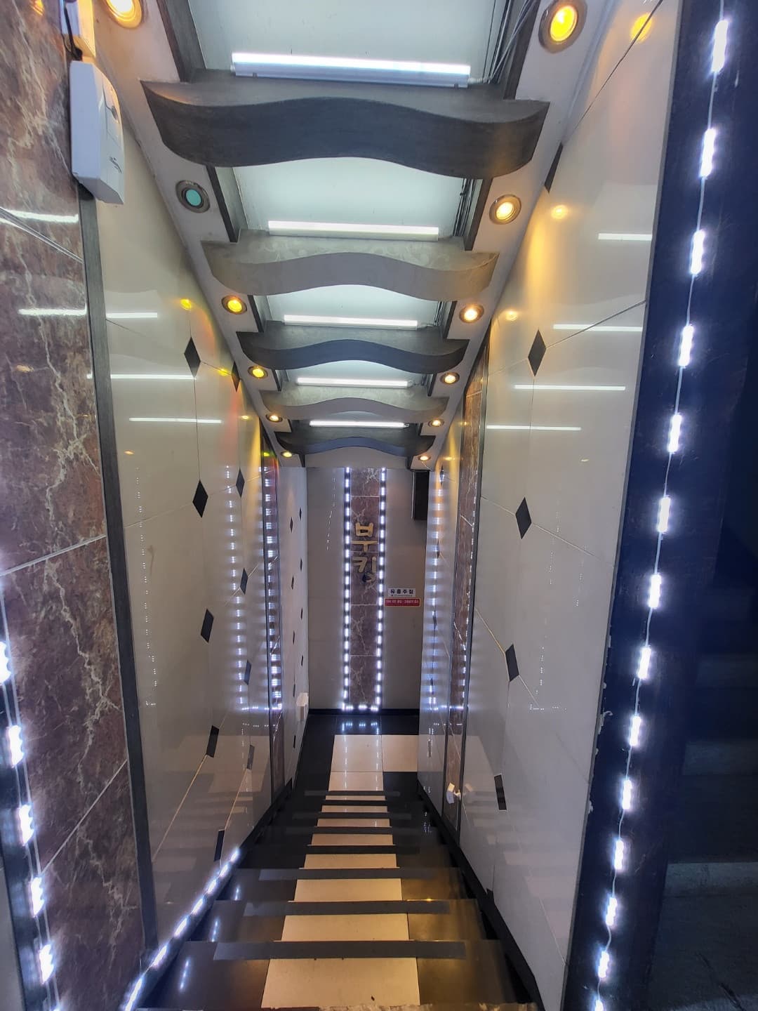 전북 전주 중화산동2가 부킹음악홀 깨끗한 내부 및 시설 전경 (2)