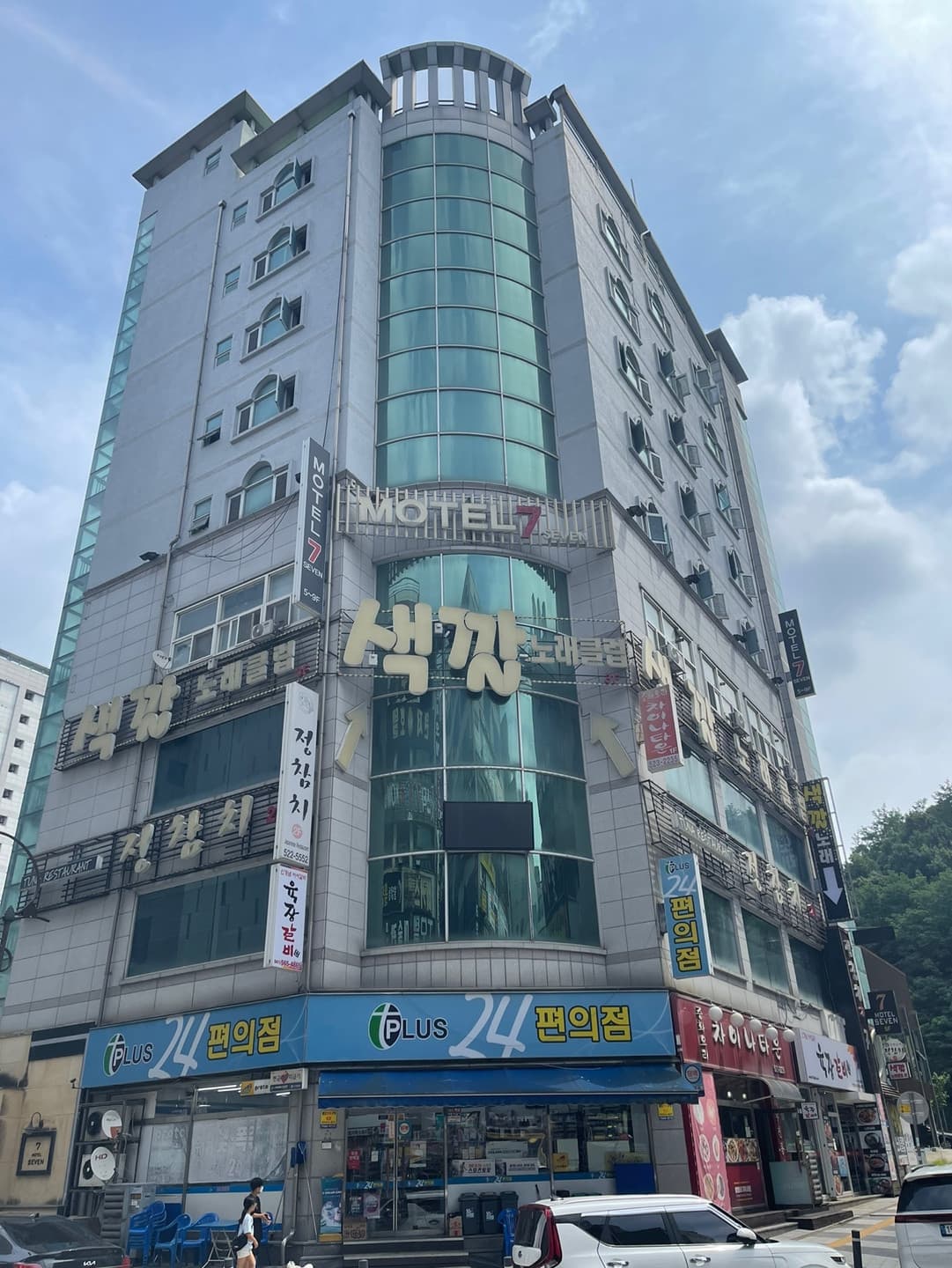 충남 천안 불당동 색깔 김유이 실장 대표 이미지