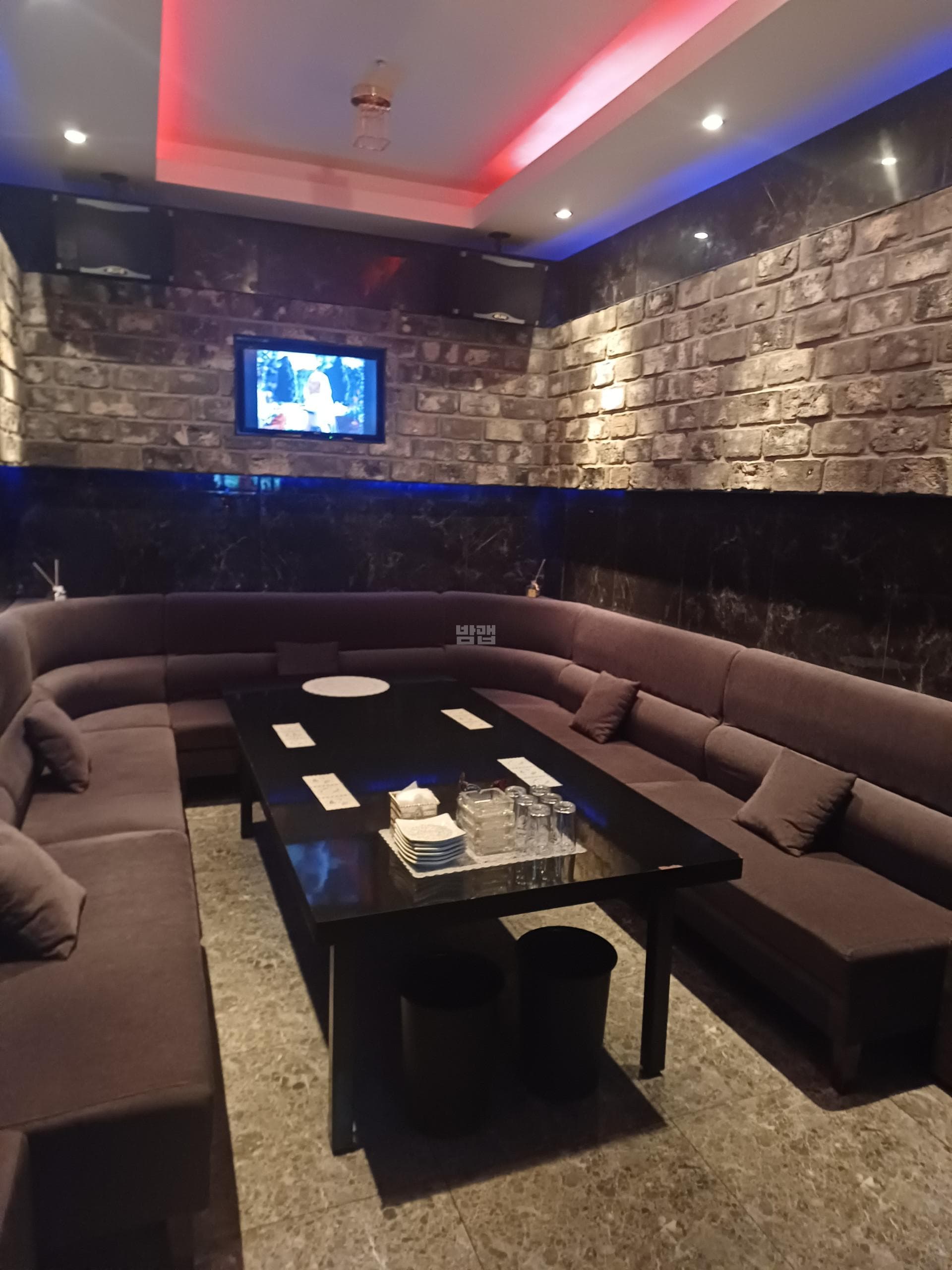 경남 양산  설탕노래방 깨끗한 내부 및 시설 전경 (3)