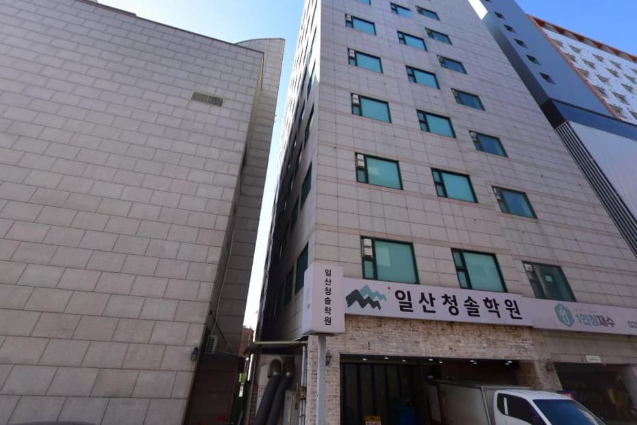 경기 고양 주엽동 갤러리 (주○욱 실장) 전경 이미지