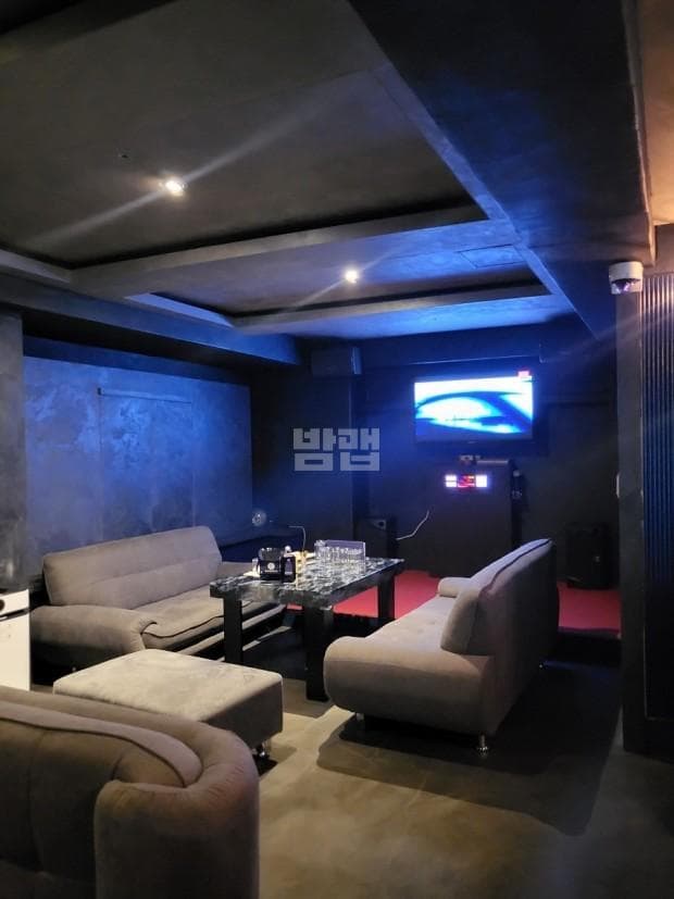 서울 관악 신림동 99 깨끗한 내부 및 시설 전경 (1)