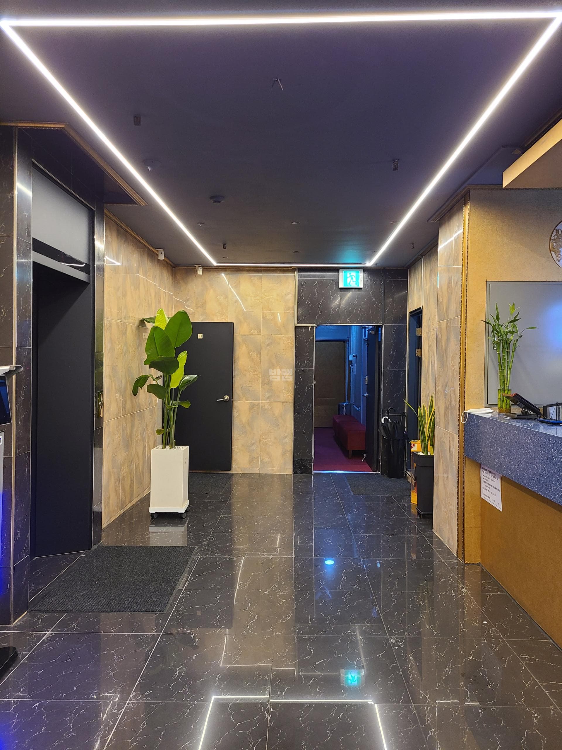 충북 청주 복대동 문 깨끗한 내부 및 시설 전경 (7)