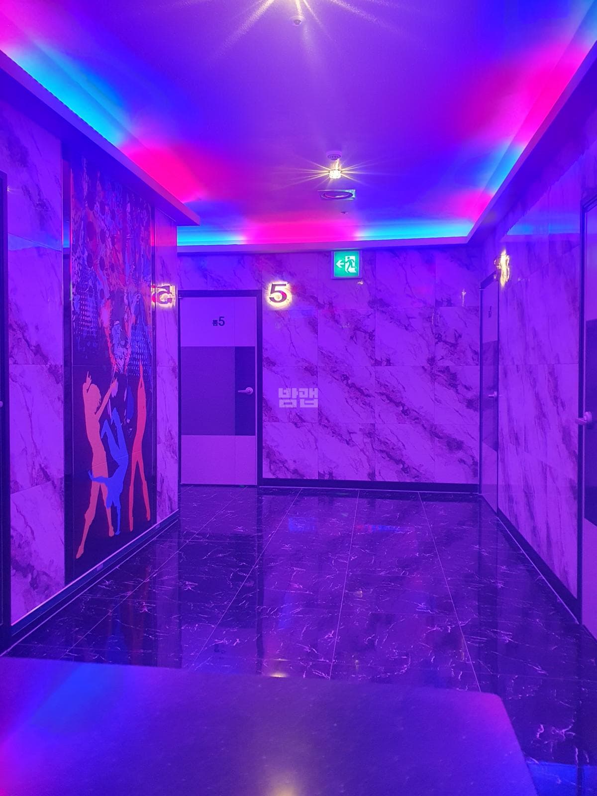 인천 서구 원당동 럭셔리노래밤 깨끗한 내부 및 시설 전경 (1)