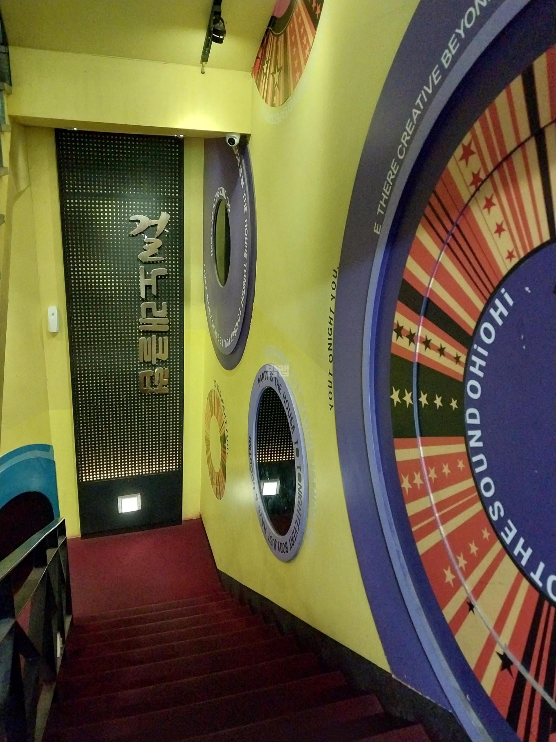 충남 홍성  걸노래클럽 깨끗한 내부 및 시설 전경 (2)