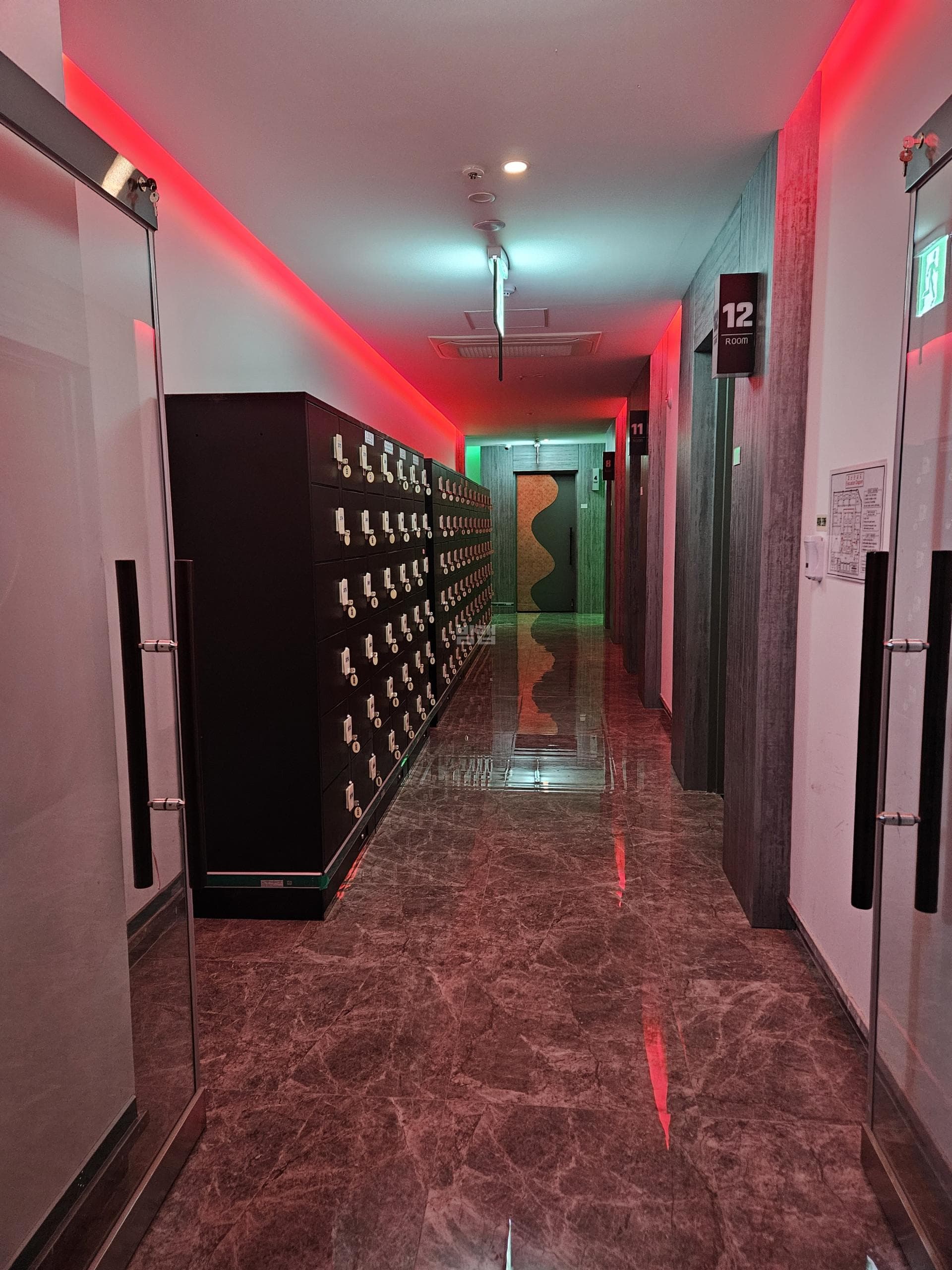 제주 제주 연동 엠파이어나이트 깨끗한 내부 및 시설 전경 (13)