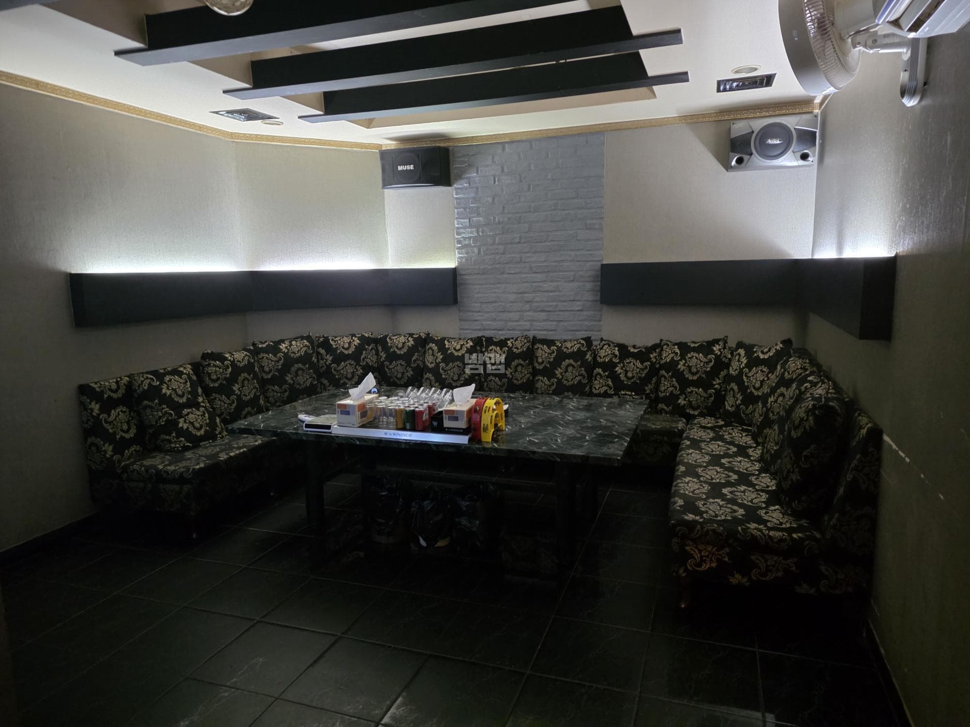 광주 서구 치평동 썸 유흥주점 곽준영 실장 대표 이미지