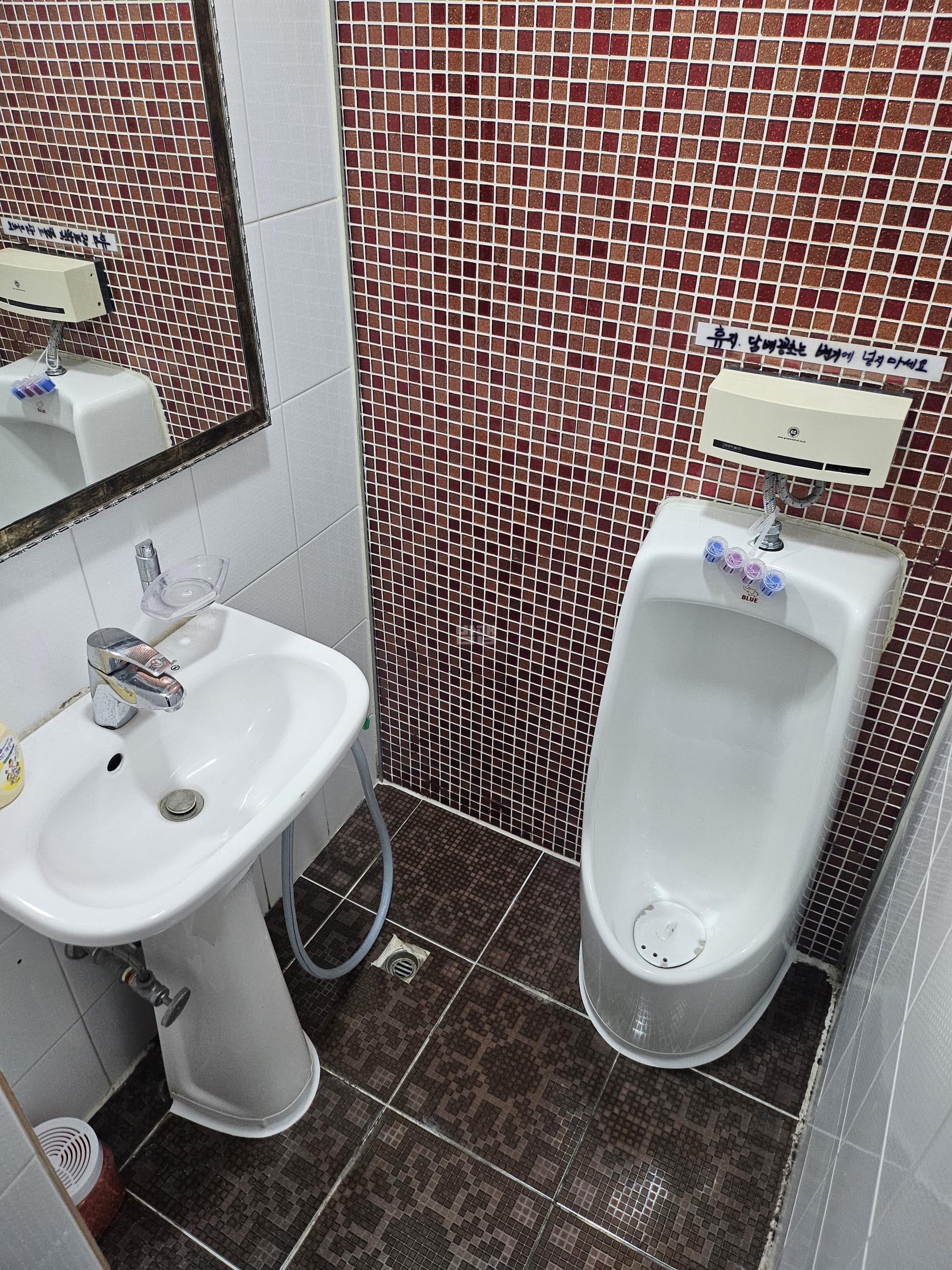 경기 평택 서정동 놀이터 깨끗한 내부 및 시설 전경 (6)