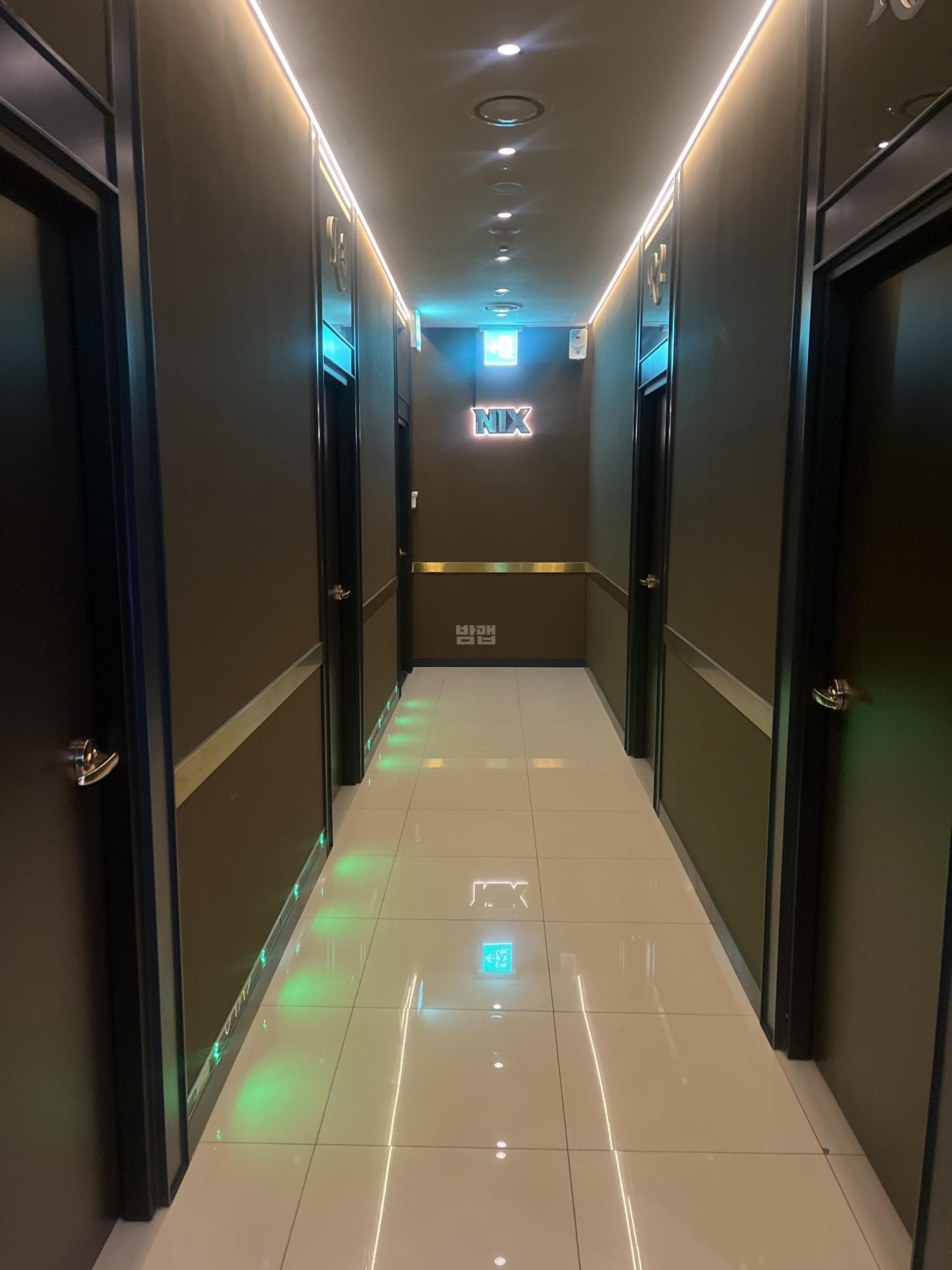 경기 파주 와동동 닉스 노래클럽 박지운 실장 대표 이미지