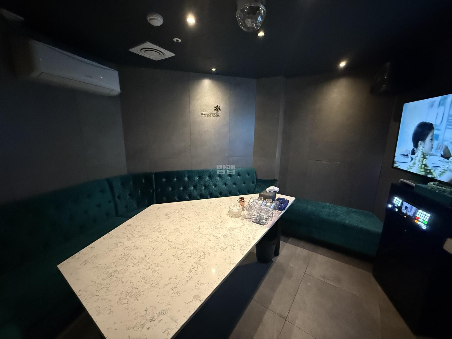 서울 관악 신림동 화이트 깨끗한 내부 및 시설 전경 (2)