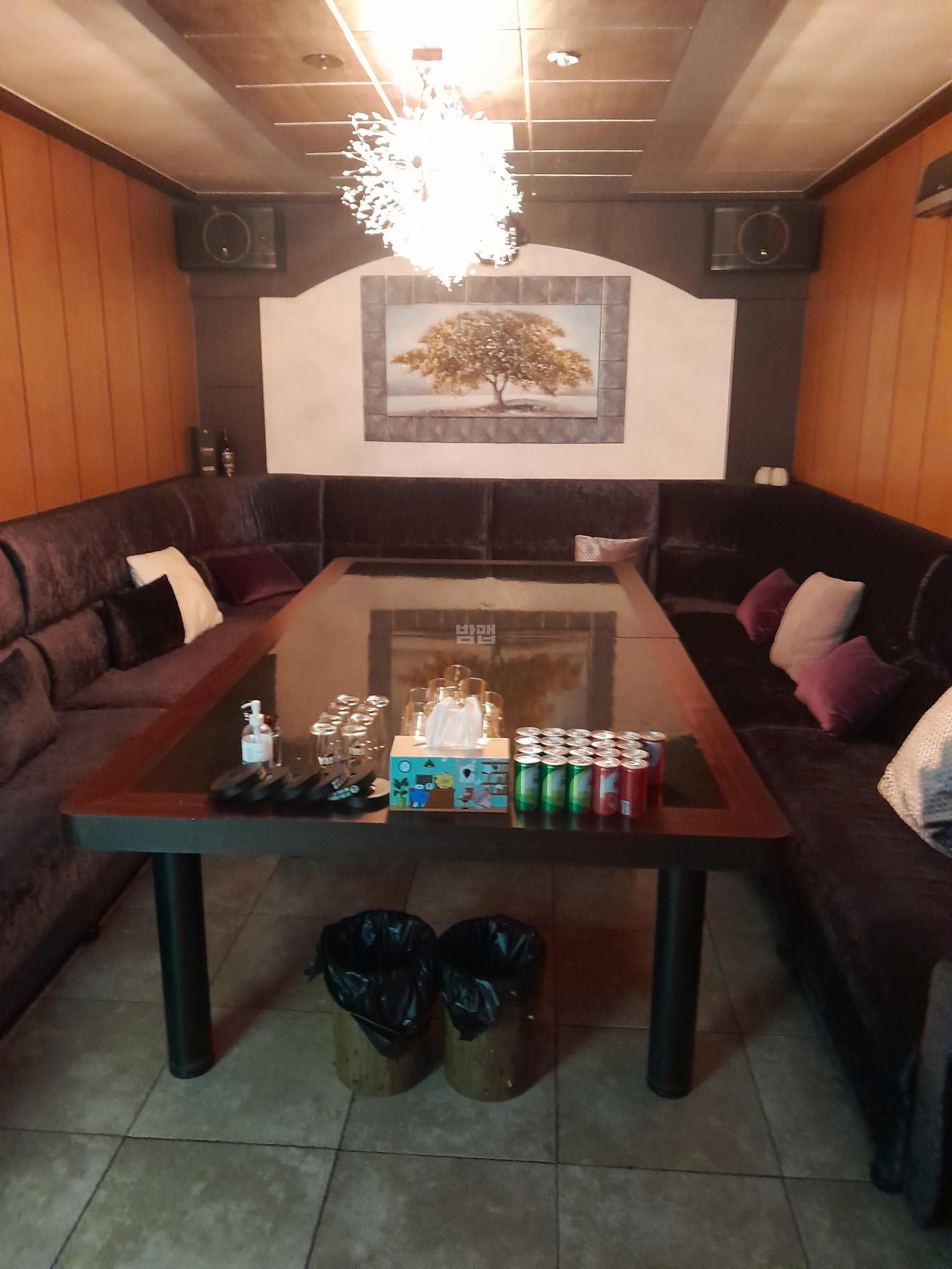 충북 청주 가경동 왕궁노래궁 깨끗한 내부 및 시설 전경 (1)