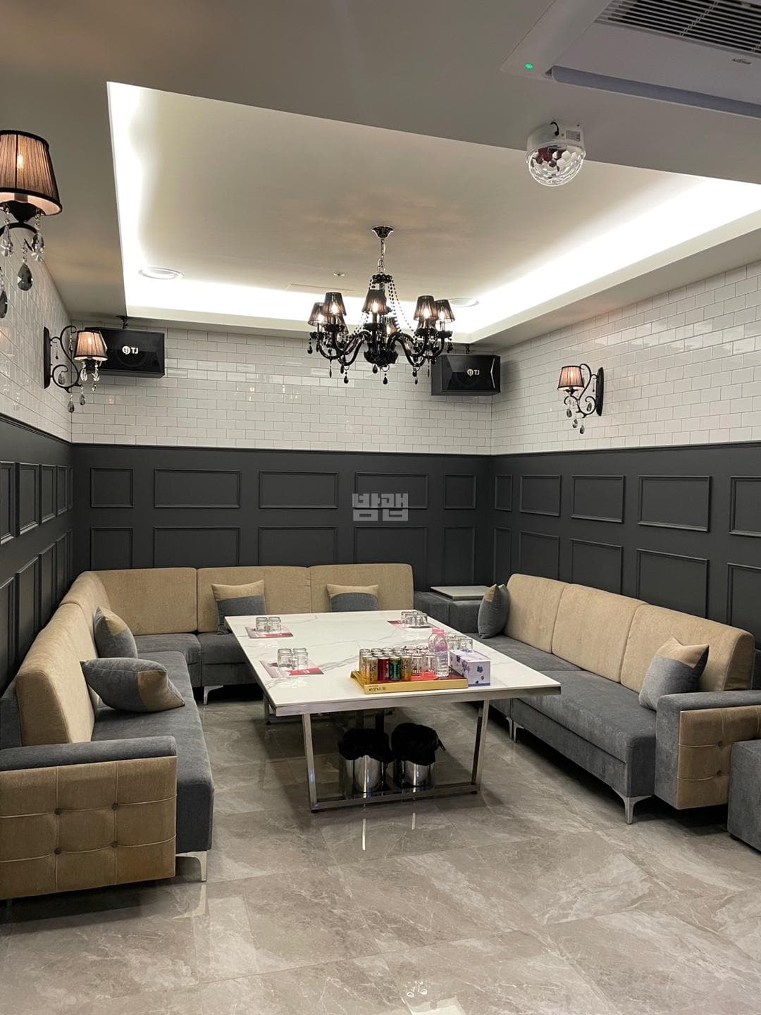 경기 안양 관양동 아우라 깨끗한 내부 및 시설 전경 (1)