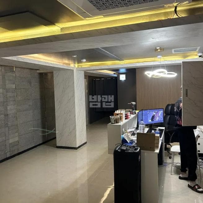 광주 북구 유동 술마시는첫번째노래홀 깨끗한 내부 및 시설 전경 (2)