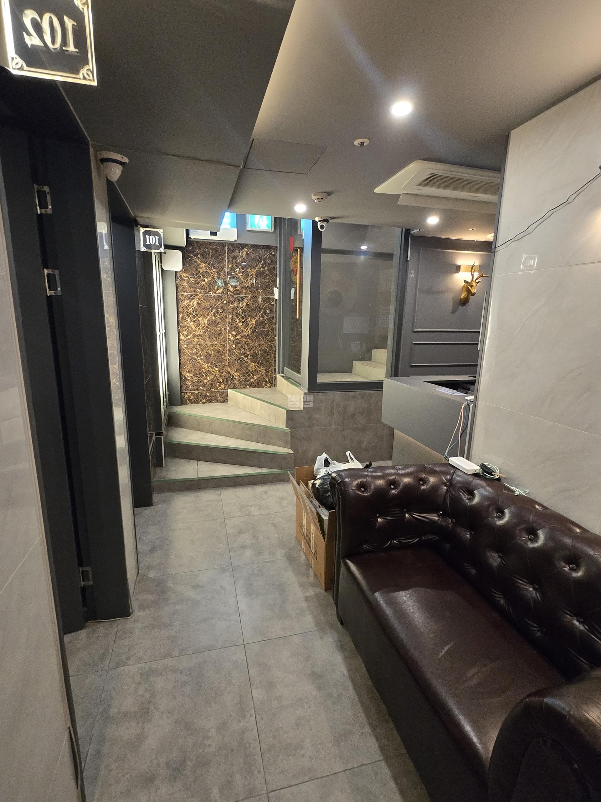 서울 관악 신림동 상한가 노래빠 깨끗한 내부 및 시설 전경 (3)