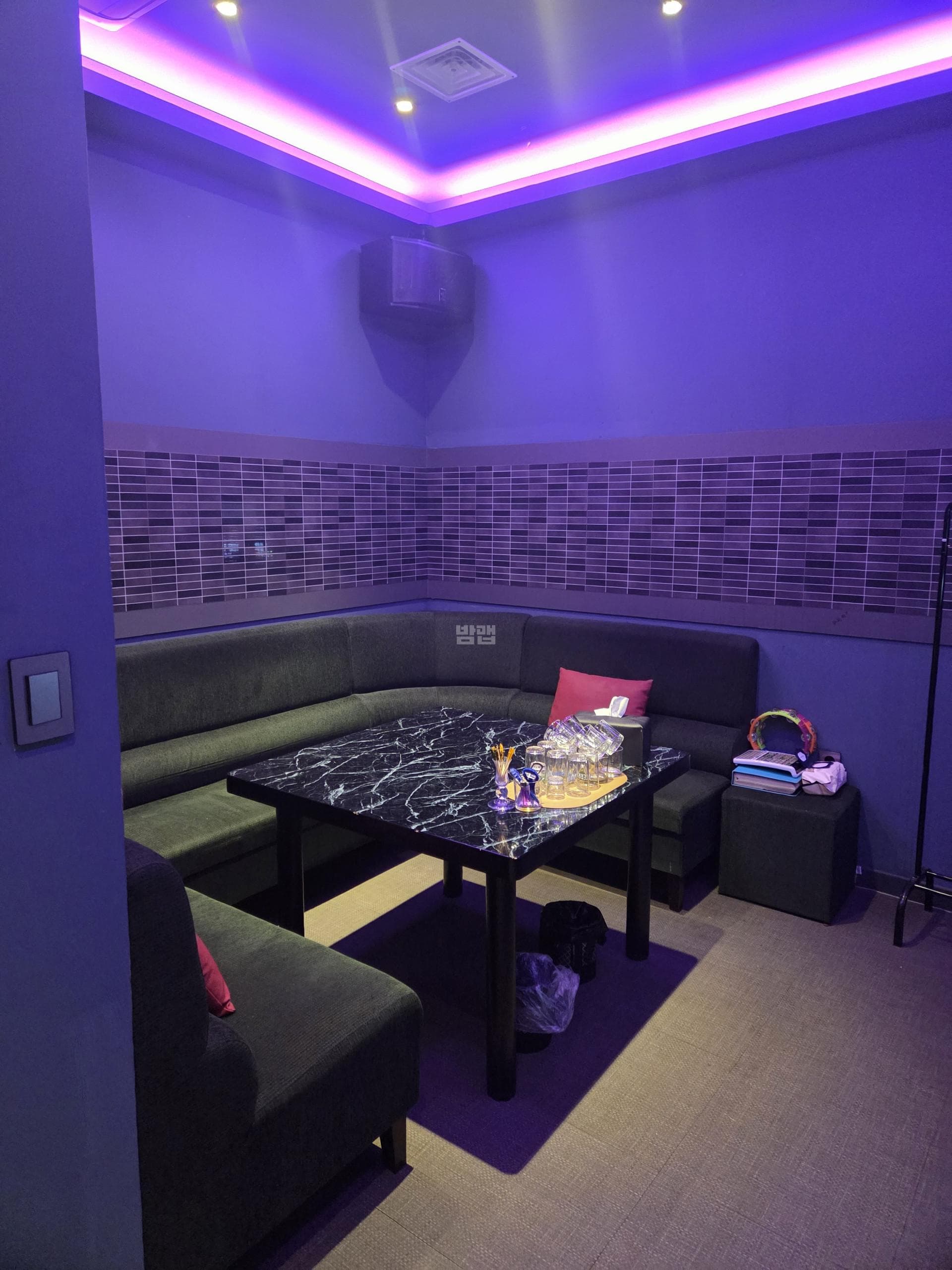 충남 천안 불당동 시크릿노래클럽 깨끗한 내부 및 시설 전경 (3)