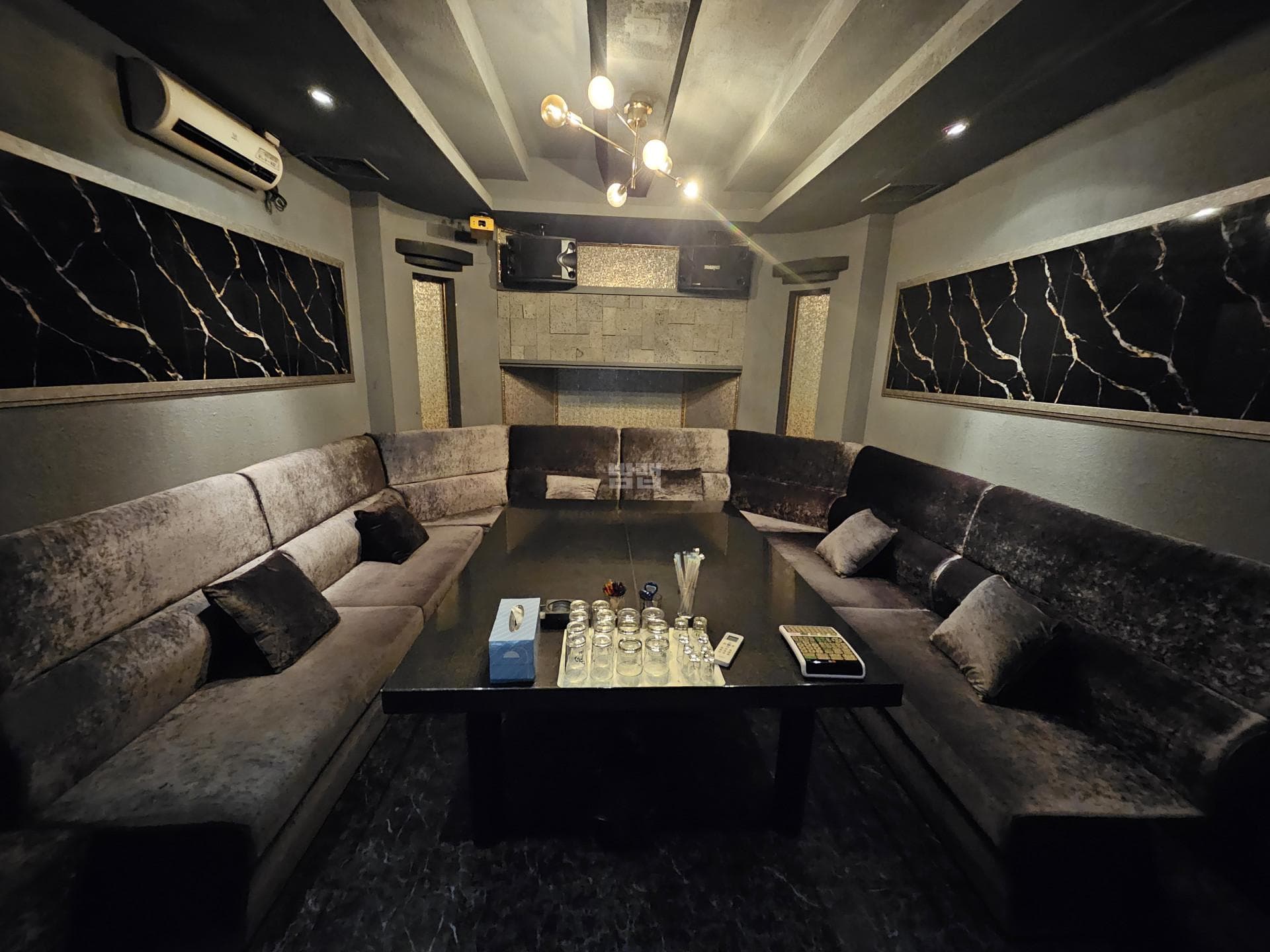 인천 계양 계산동 왕코고정노래타운 셔츠&노래 이보람 실장 대표 이미지