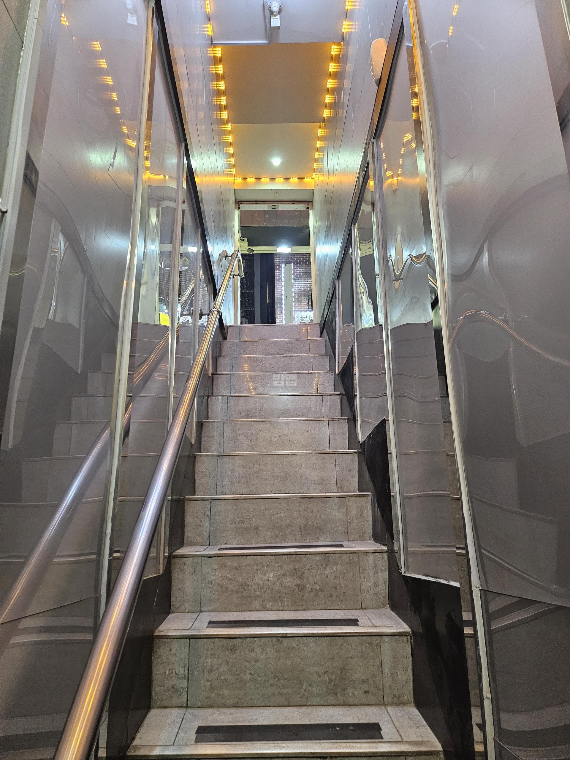 서울 노원 상계동 골드러쉬 (GOLD RUSH) 깨끗한 내부 및 시설 전경 (1)