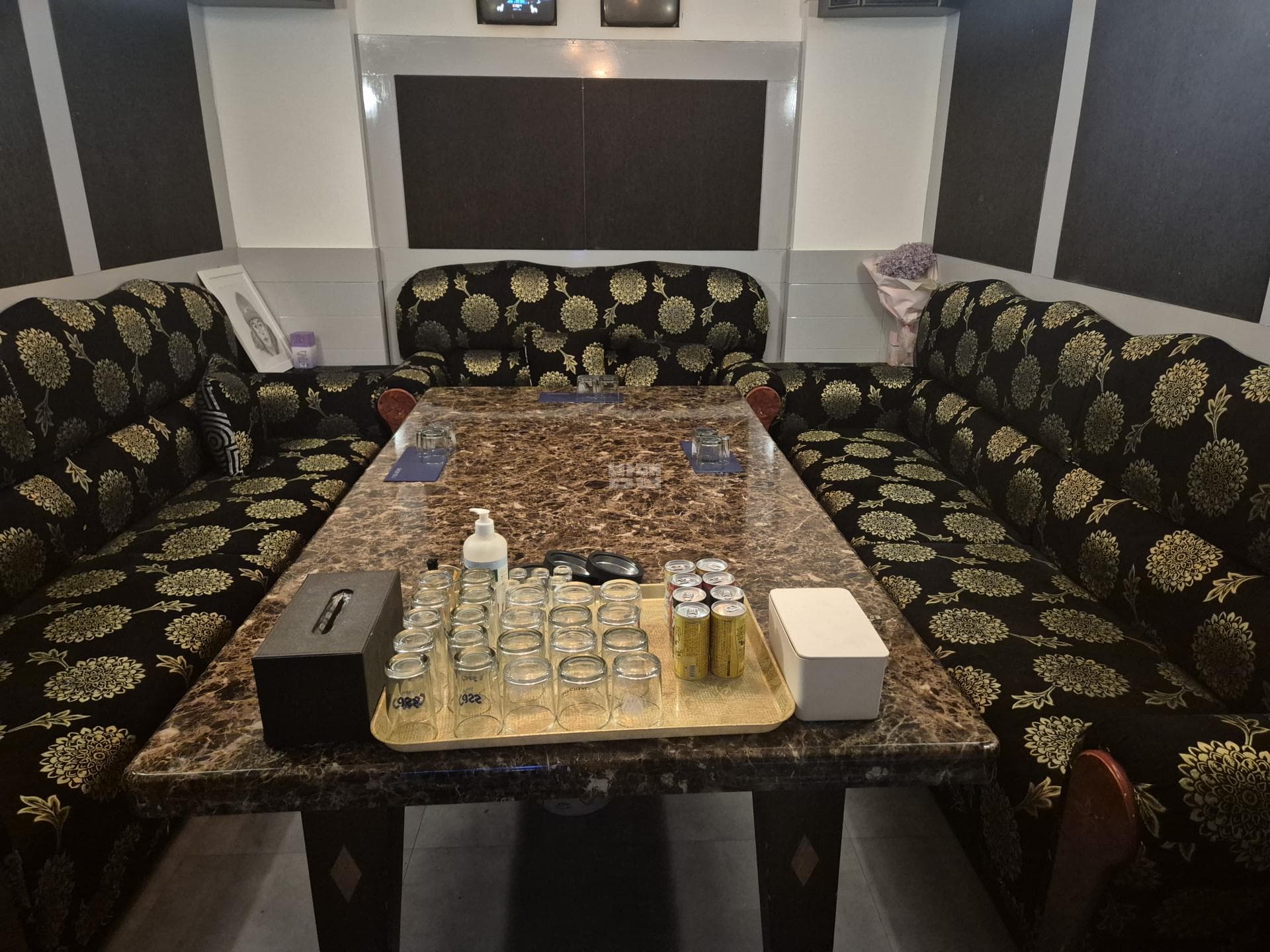 경남 창원 상남동 슈가술마시는노래방 (김○아 실장) 주대 및 메뉴 가격표 안내 (0)