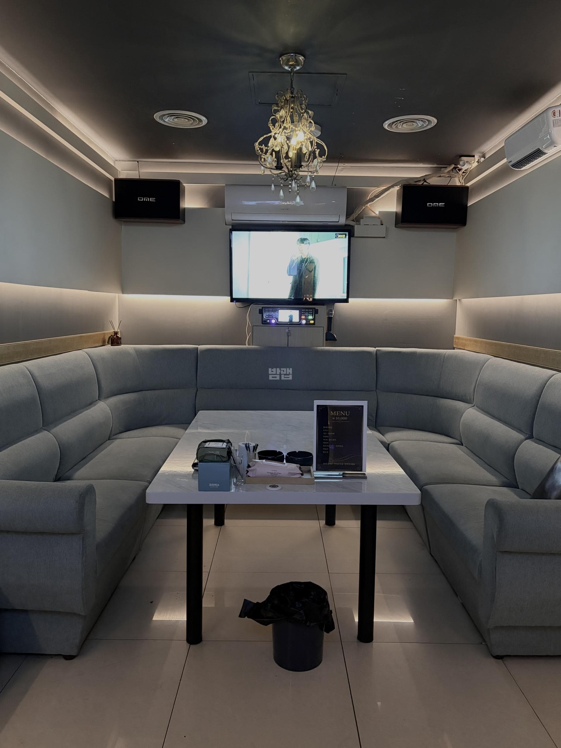 경기 부천 중동 탑노래바 깨끗한 내부 및 시설 전경 (1)