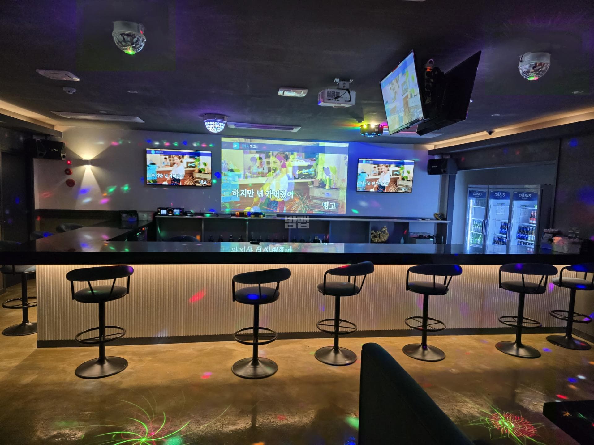 경남 김해 부원동 동경가라오케 깨끗한 내부 및 시설 전경 (4)