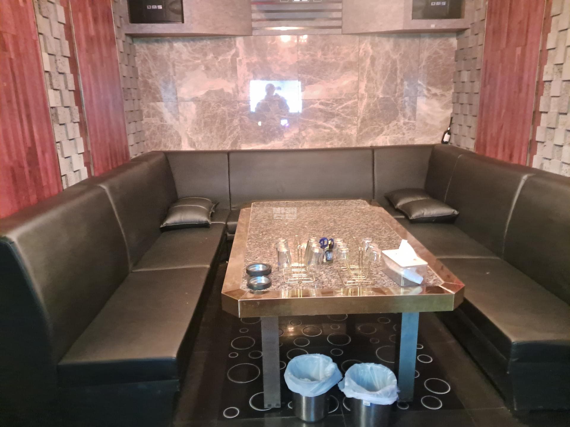 경기 화성 반송동 갤러리 이재학 실장 대표 이미지