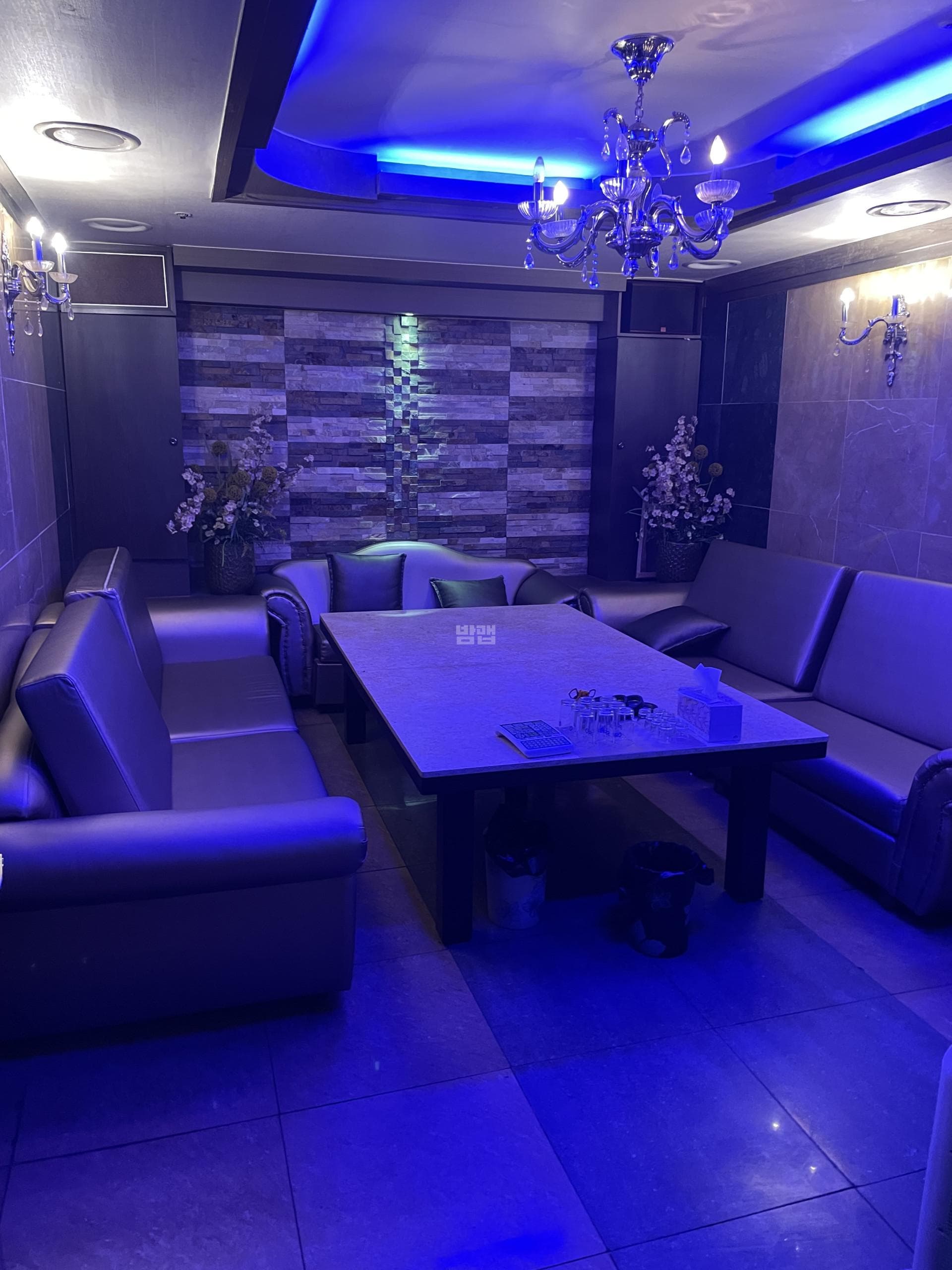 경기 화성 반송동 베트남노래빠3 깨끗한 내부 및 시설 전경 (3)