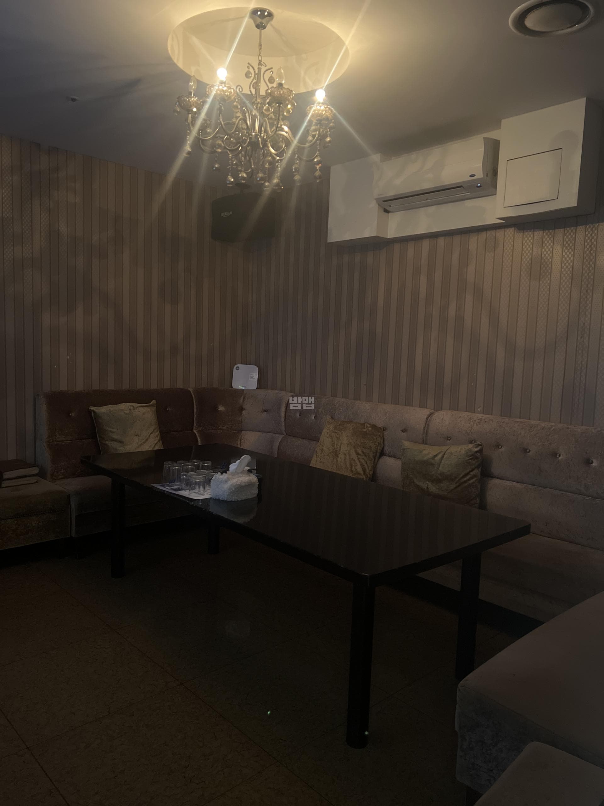 경기 평택 비전동 YG노래빠 깨끗한 내부 및 시설 전경 (1)