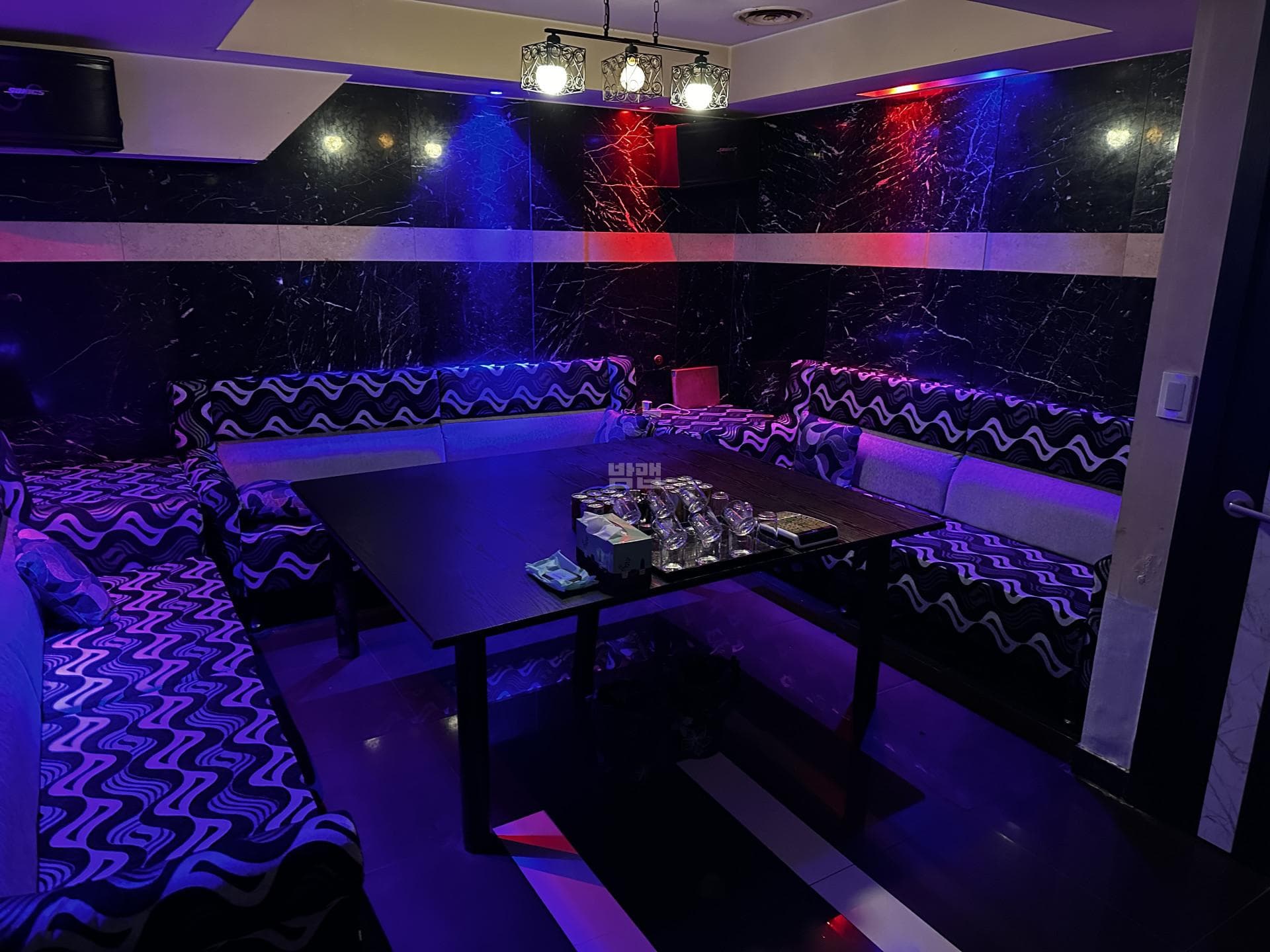 서울 관악 신림동 물고기 깨끗한 내부 및 시설 전경 (1)